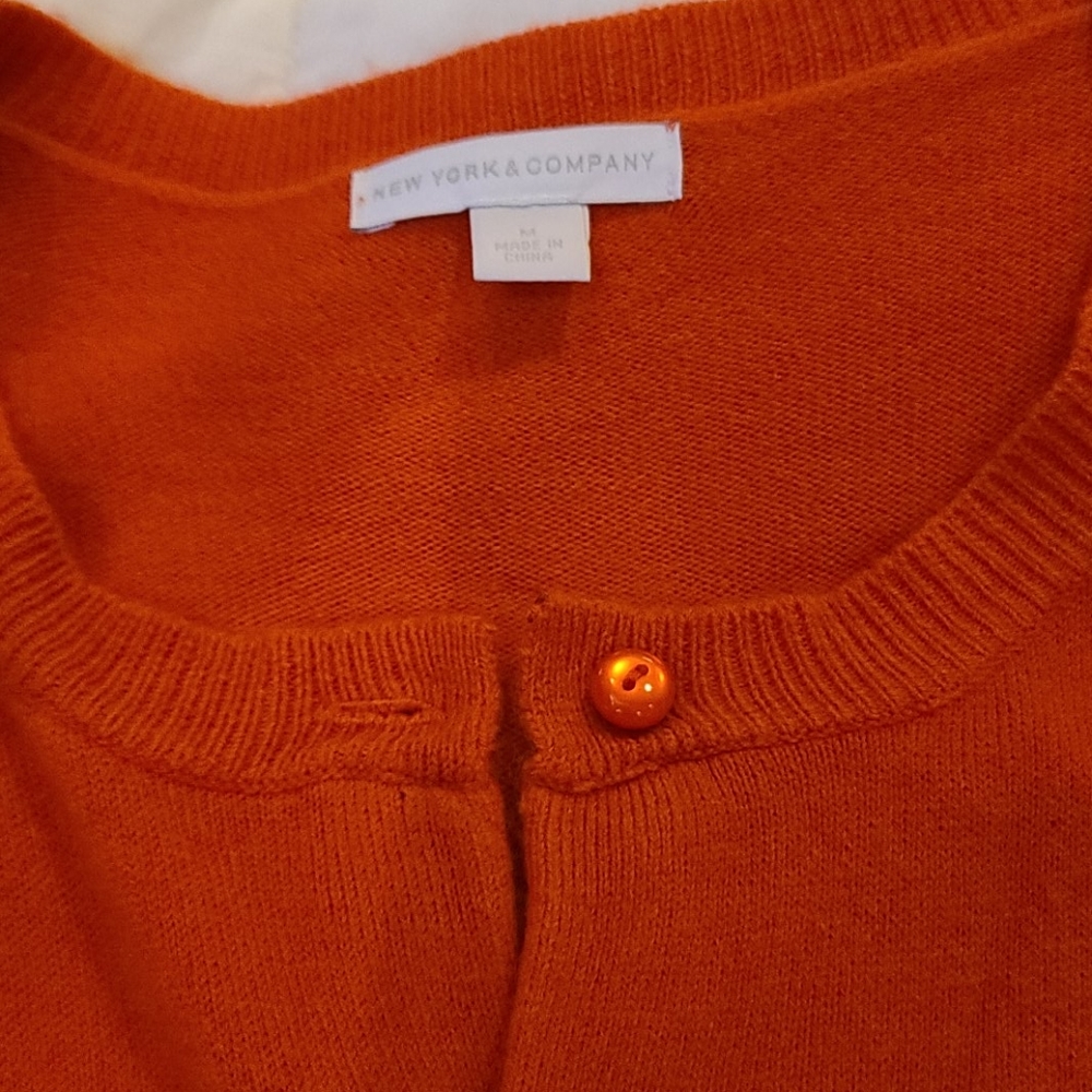 Sweater - Picture 2 of 3